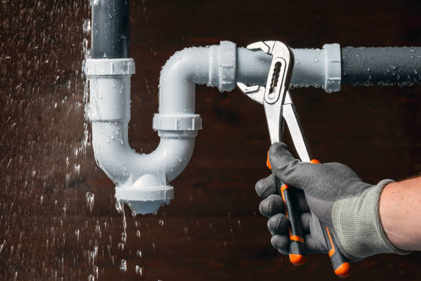 Professional Drain Cleaning technician working in Long Island, ME